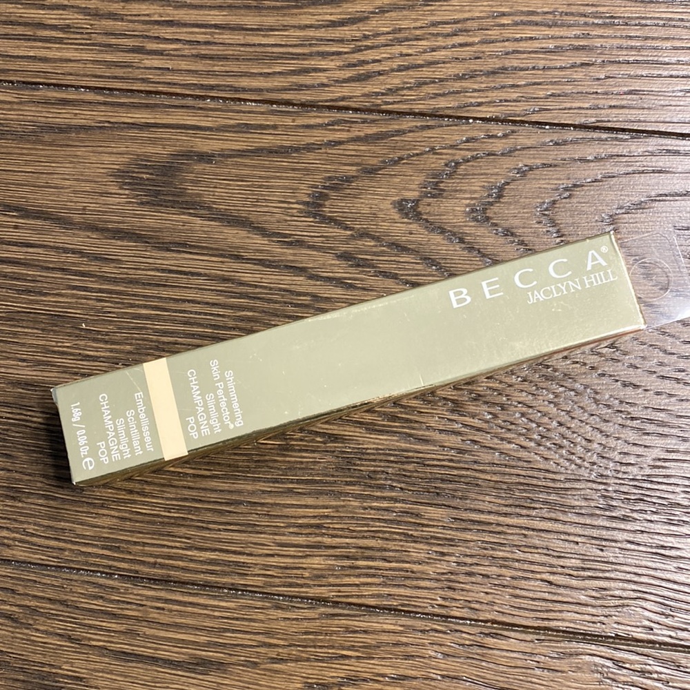 BECCA shimmering skin perfector slimlite - Picture 4 of 4